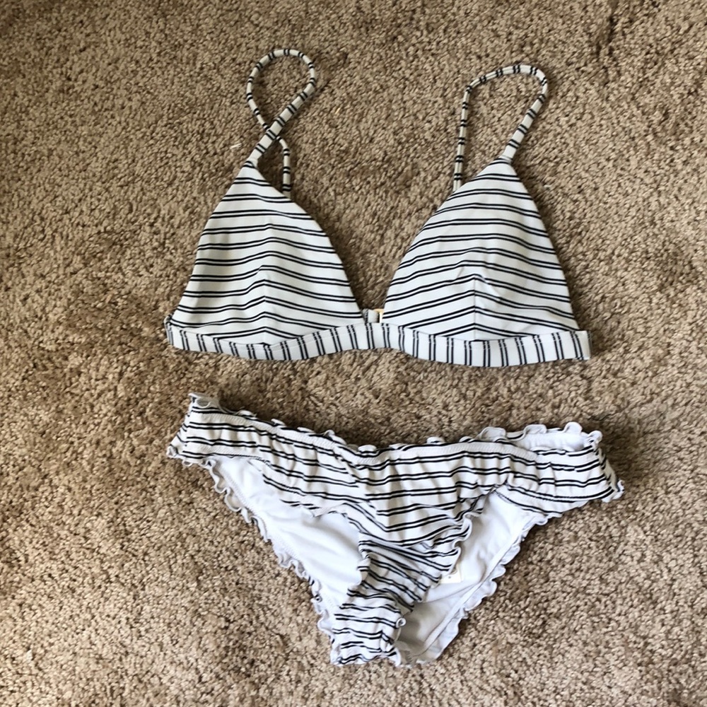 Super Cute Striped Bikini with Ruched Detail